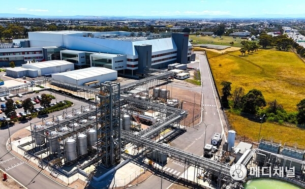 Setting new standards in responsible innovation, CSL’s Broadmeadows facility blends Pharma 4.0™ principles with sustainable design to transform plasma manufacturing.