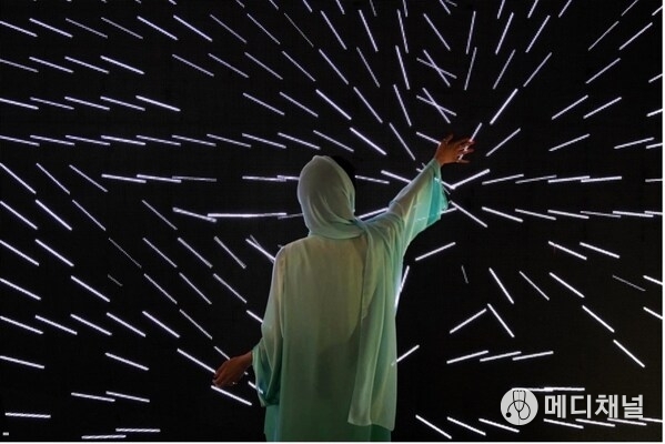 Iregular, CONTROL NO CONTROL, 2012. Photo courtesy of Iregular