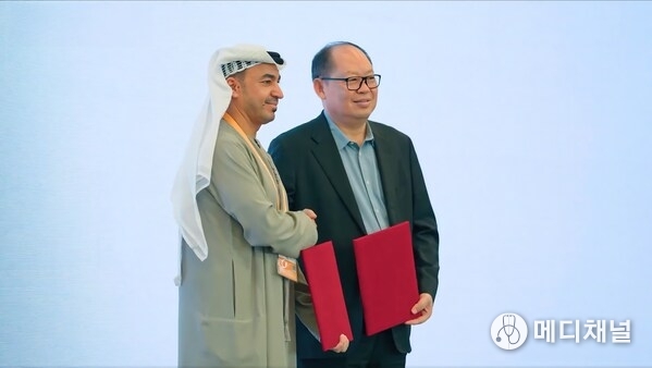 Theyab bin Mohamed bin Zayed Witnesses JV Agreement Signing between Silal and SVG at China International Import Expo 2025