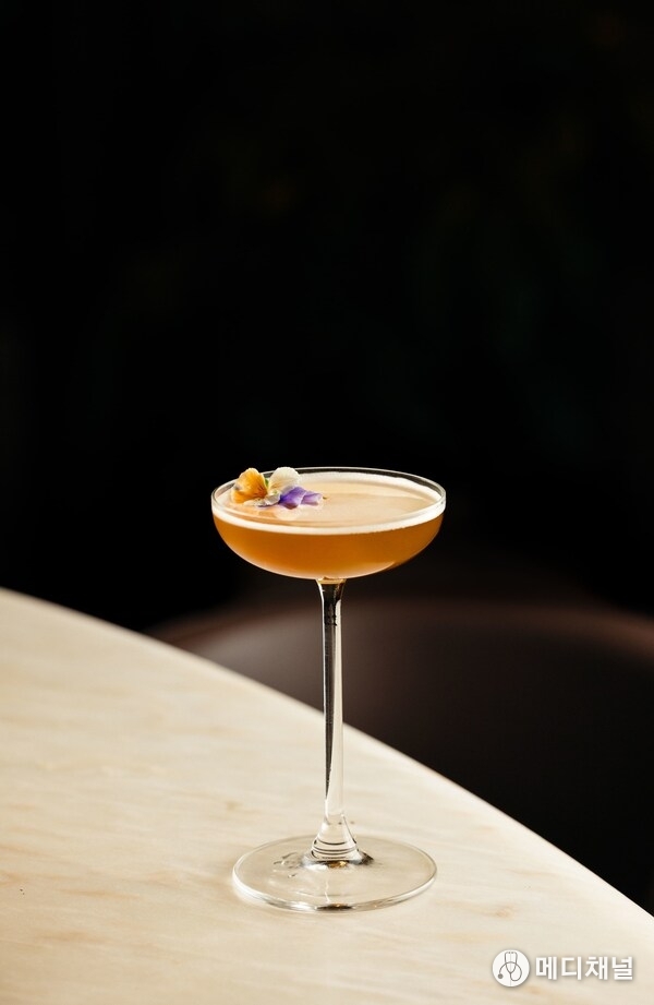 Cocktail Champs-Elysées 2.0 by Hennessy, the contemporary version