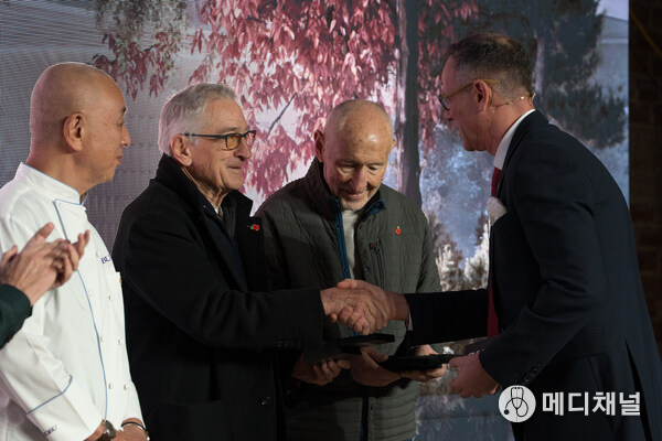 Simon Ismail presents first Nobu Residence Manchester keys to Nobu Founders - Robert De Nero, Chef Nobu & Meir Teper